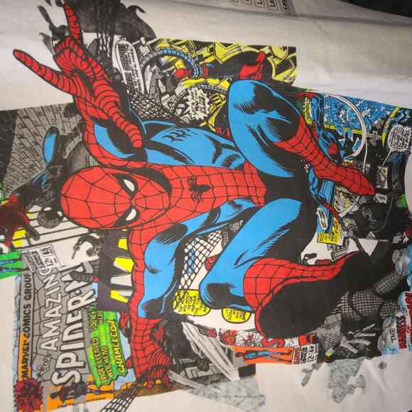 Marvel Spider-Man Graphic Tee - Classic Comic Style Size Large - Picture 3 of 6